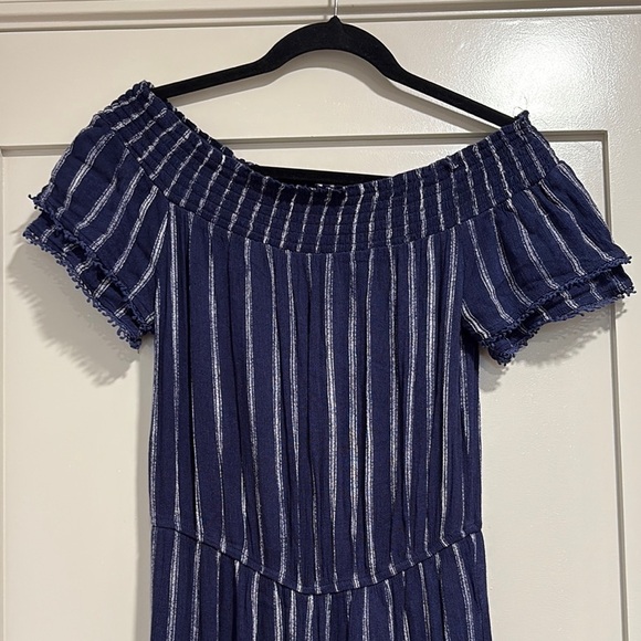 Xhilaration Jumpsuit Jumper Striped Blue White Sz S Pants Off Shoulder Pockets - Picture 4 of 6
